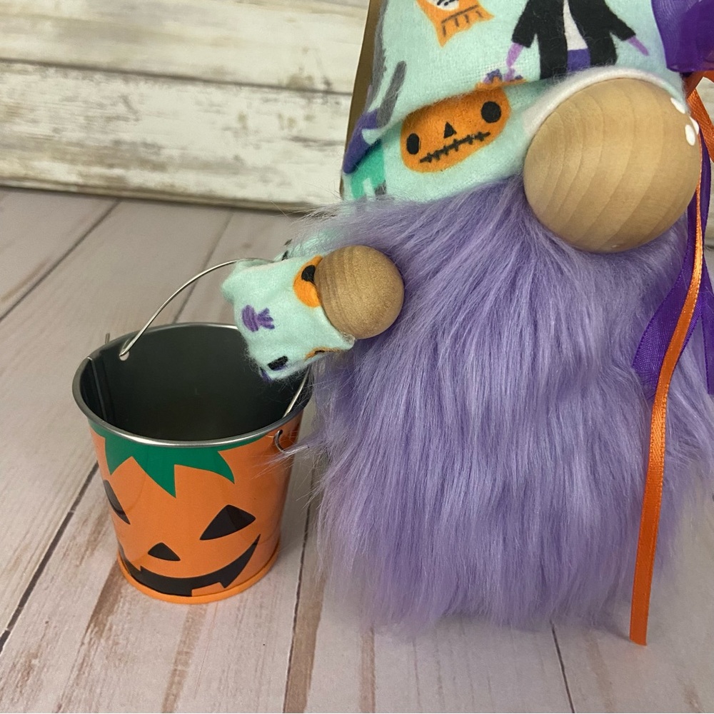 🚫SOLD🚫 Halloween Gnome Handmade Dracula Flannel Cotton Faux Fur Purple Cottage - Picture 7 of 11